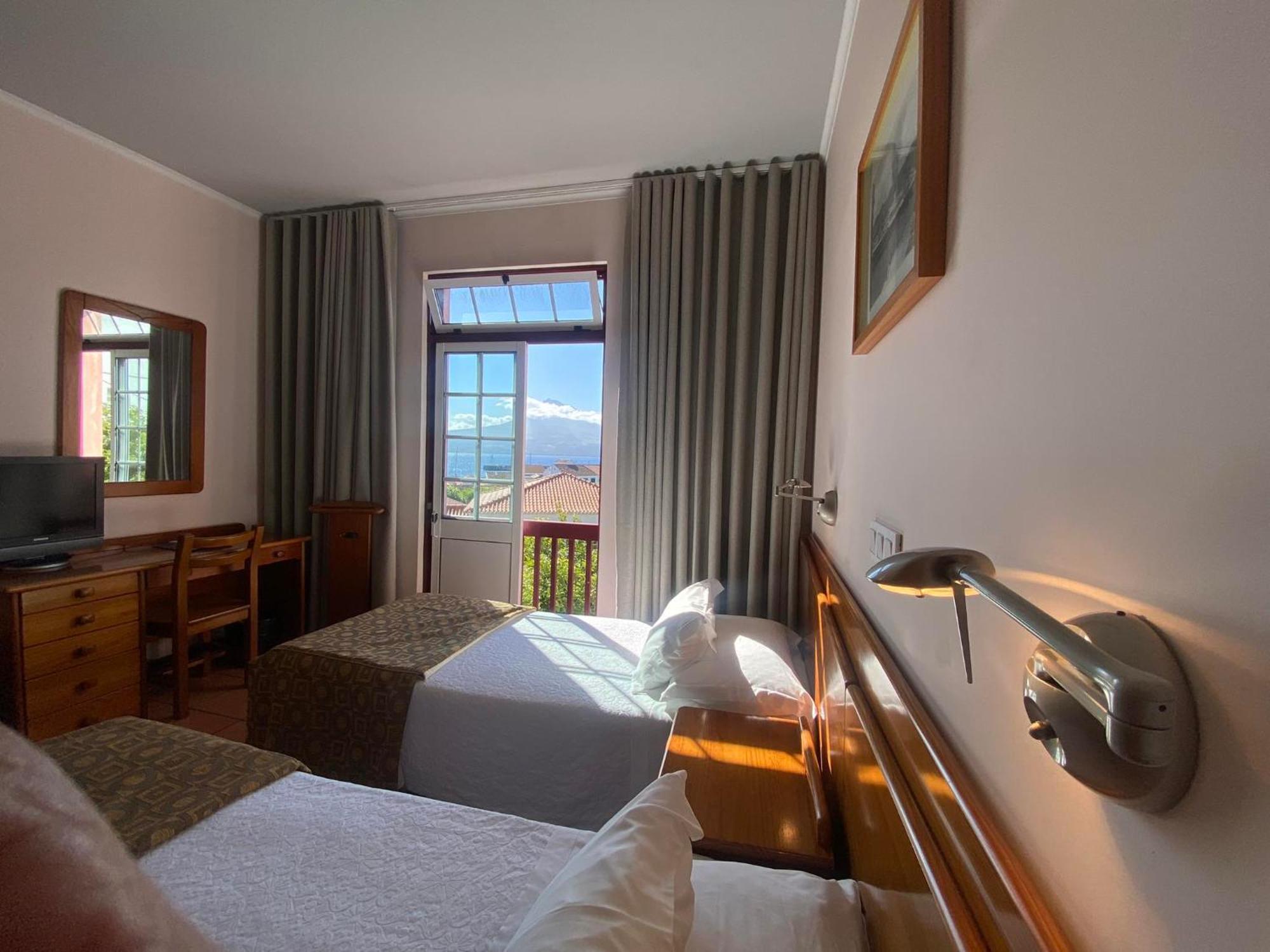 Apartamentos Turisticos Verdemar Орта Екстер'єр фото